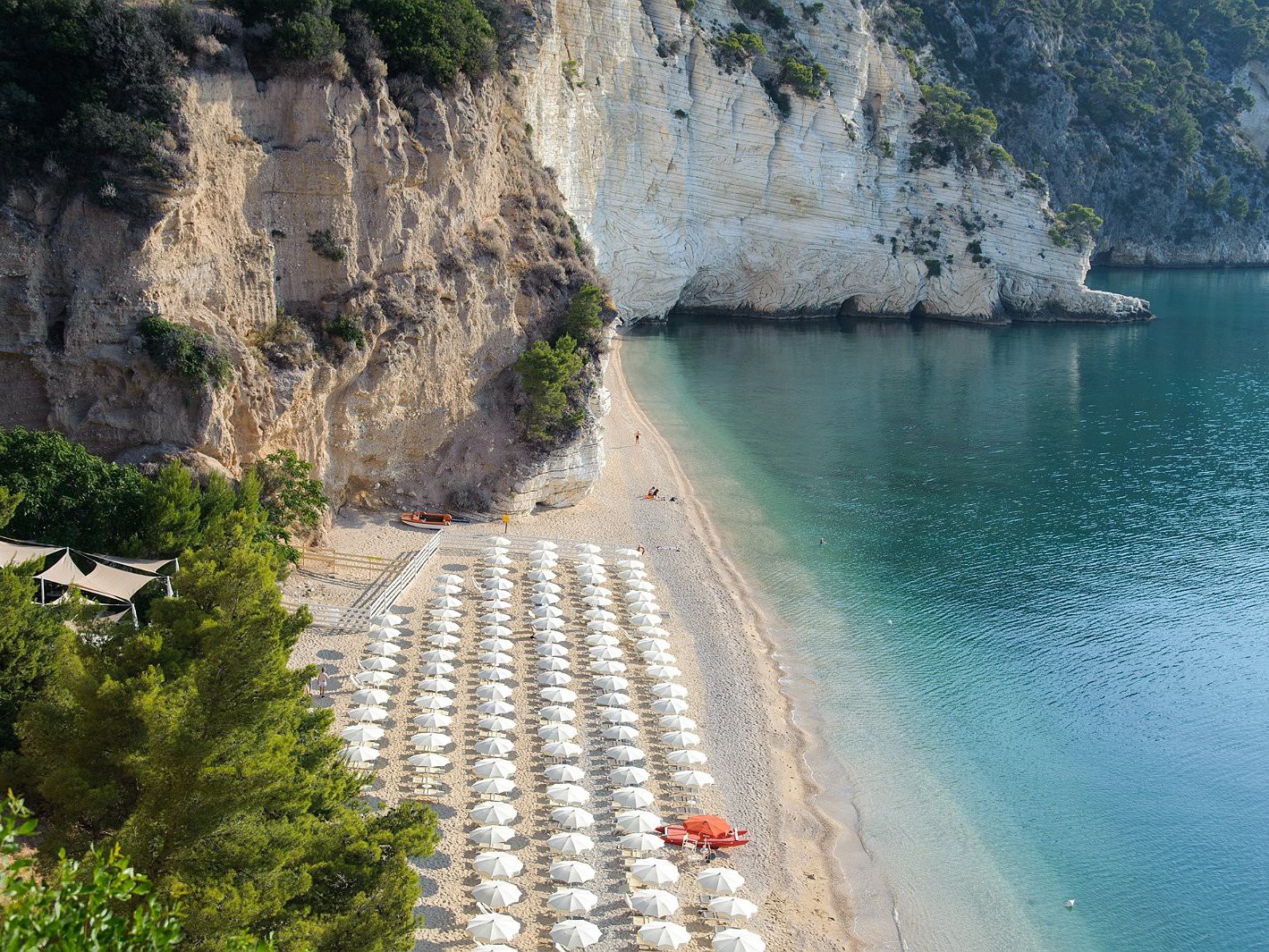 hotel-baia-delle-zagare-mattinata-azzurro-dovolen-v-it-lii