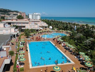 Aparthotel Club Le Terrazze***