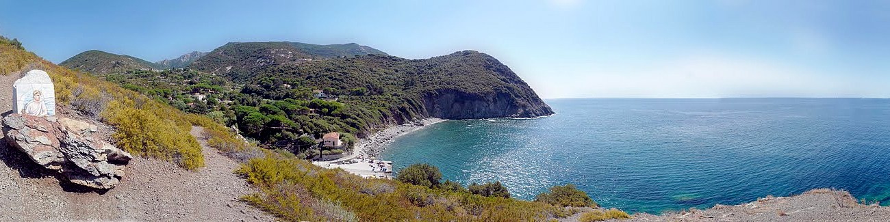 Elba, Patresi, nádherný pohled na zátoku s místní pláží