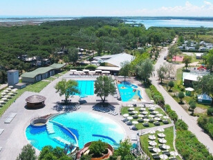 Spina Camping Village****