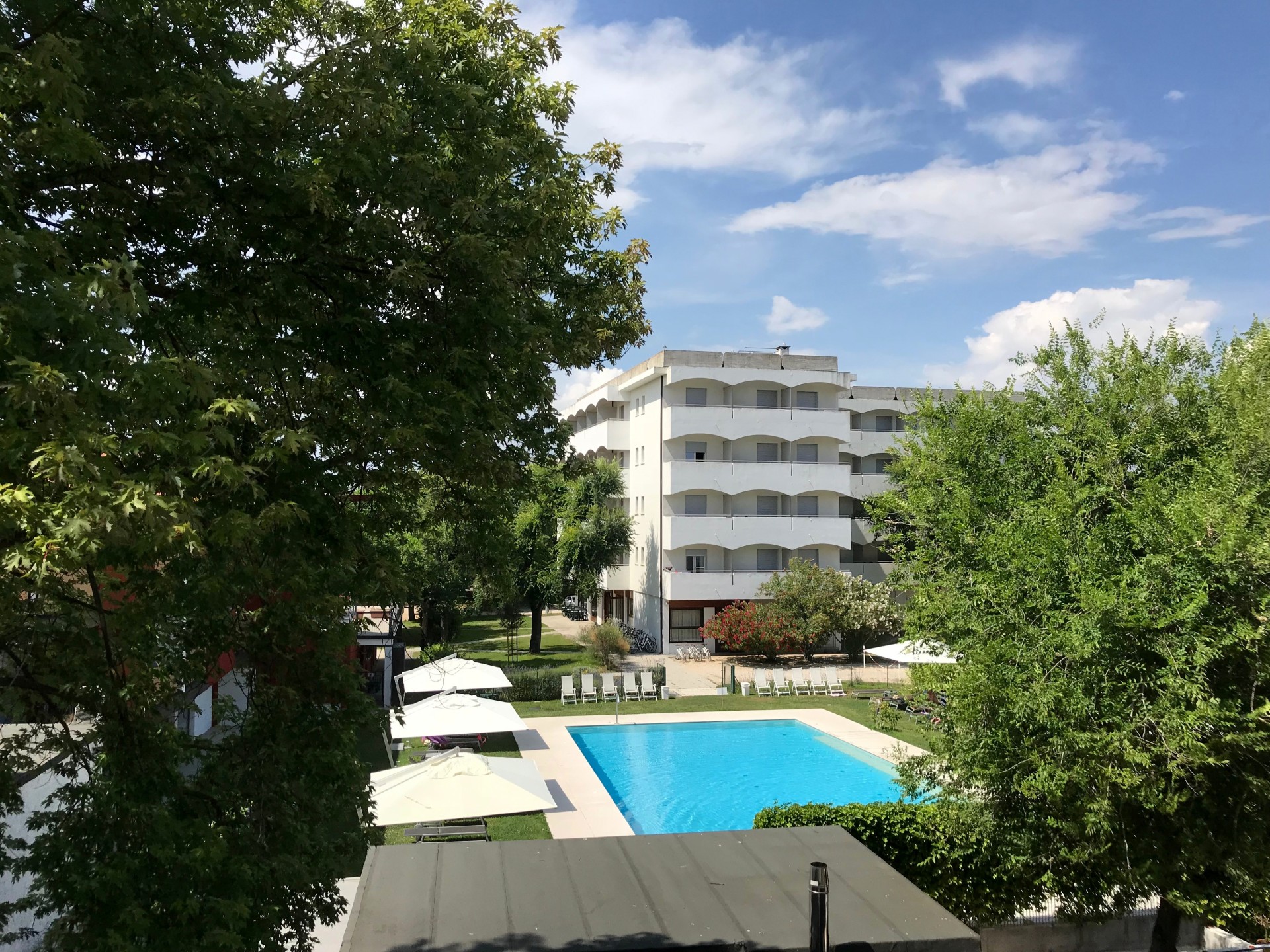 La Pergola Dependance***