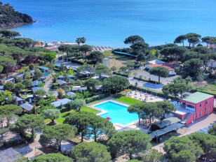 Camping Lacona Pineta