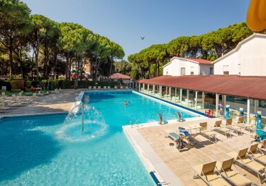 Jesolo Family Resort***