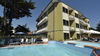 Hotel Diano Marina***