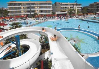 Villaggio Planetarium Resort