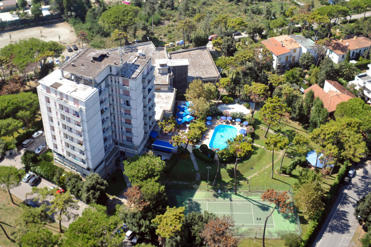 Grand hotel Golf****
