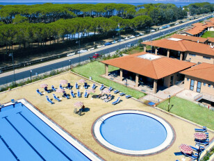 Villaggio Il Girasole****