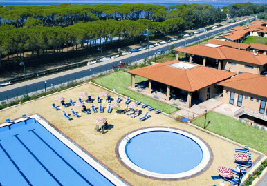 Villaggio Il Girasole****
